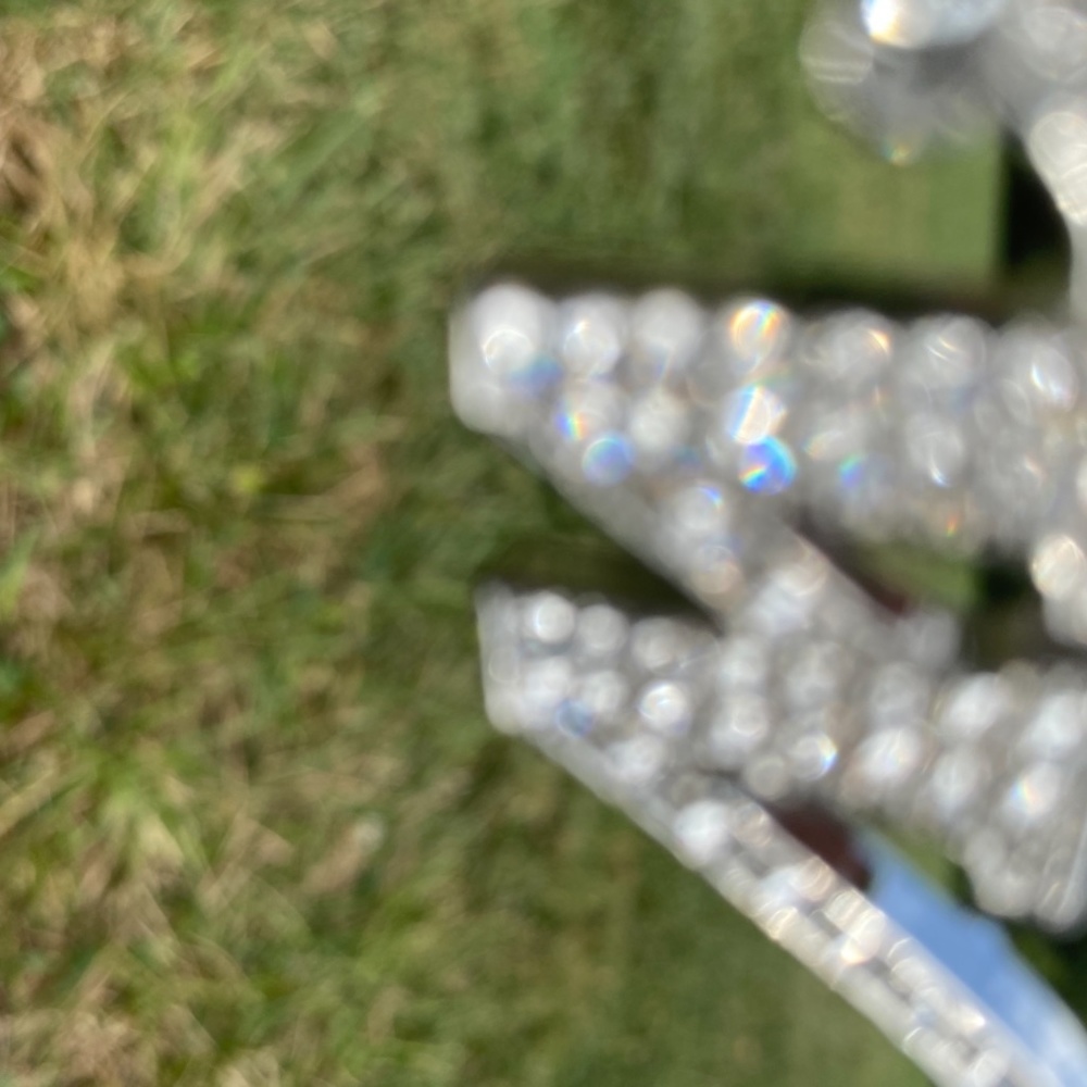 “W”  Rhinestone Keychain - Picture 5 of 6